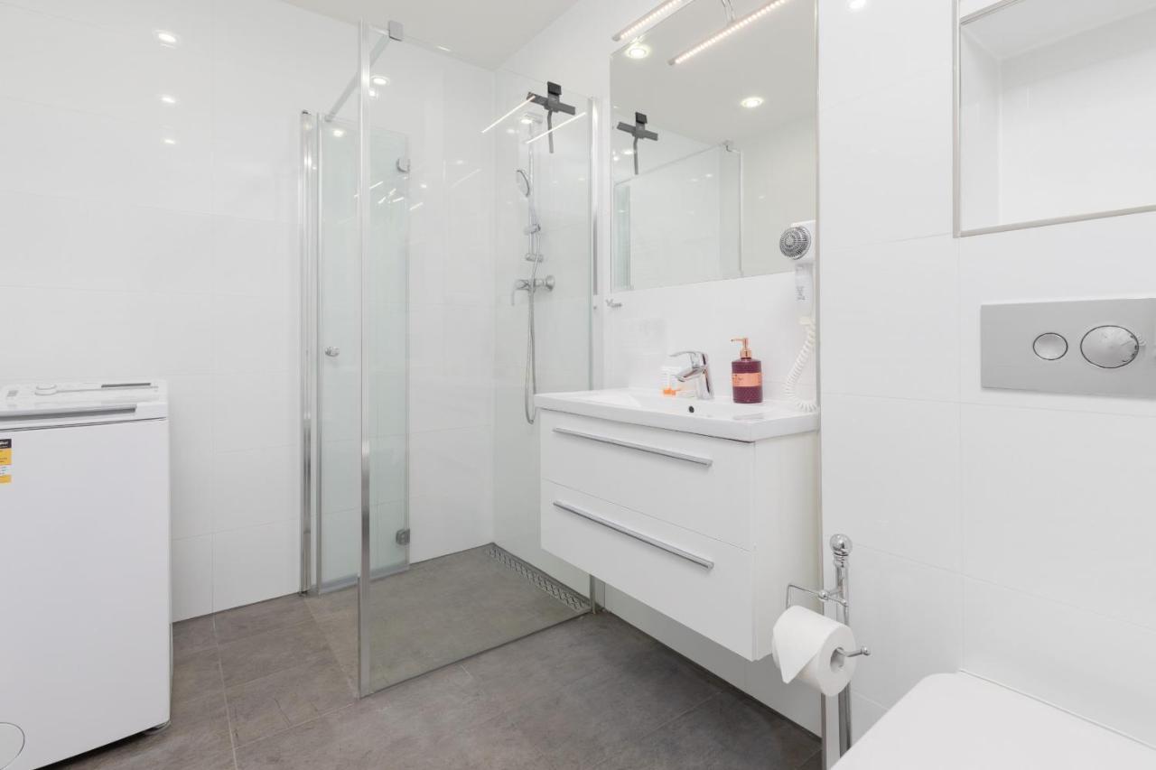 Przestronny Apartament Z Balkonem - Przy Porcie - Swinoujscie By Noclegi Renters Bagian luar foto