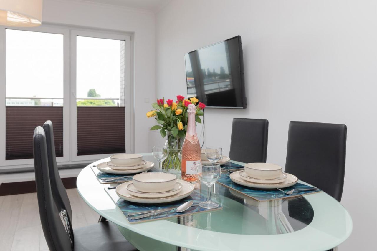 Przestronny Apartament Z Balkonem - Przy Porcie - Swinoujscie By Noclegi Renters Bagian luar foto